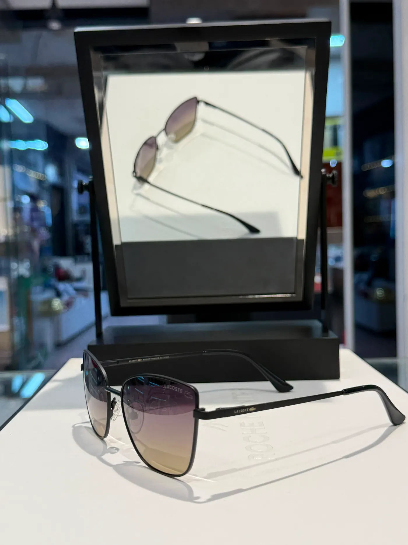 Lacoste LC-48